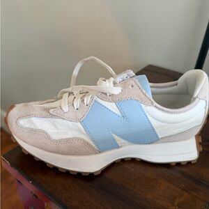 New Balance Women’s Light Blue & Cream Retro Runner Sneaker